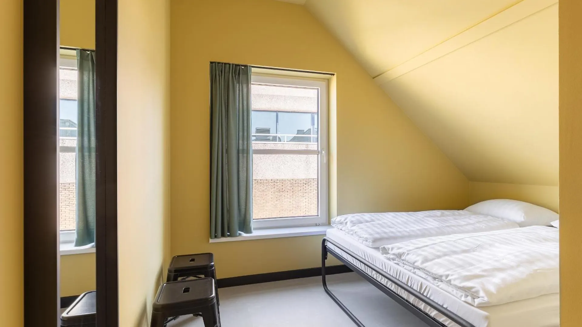 Cooldocks Hostel Rotterdam Netherlands