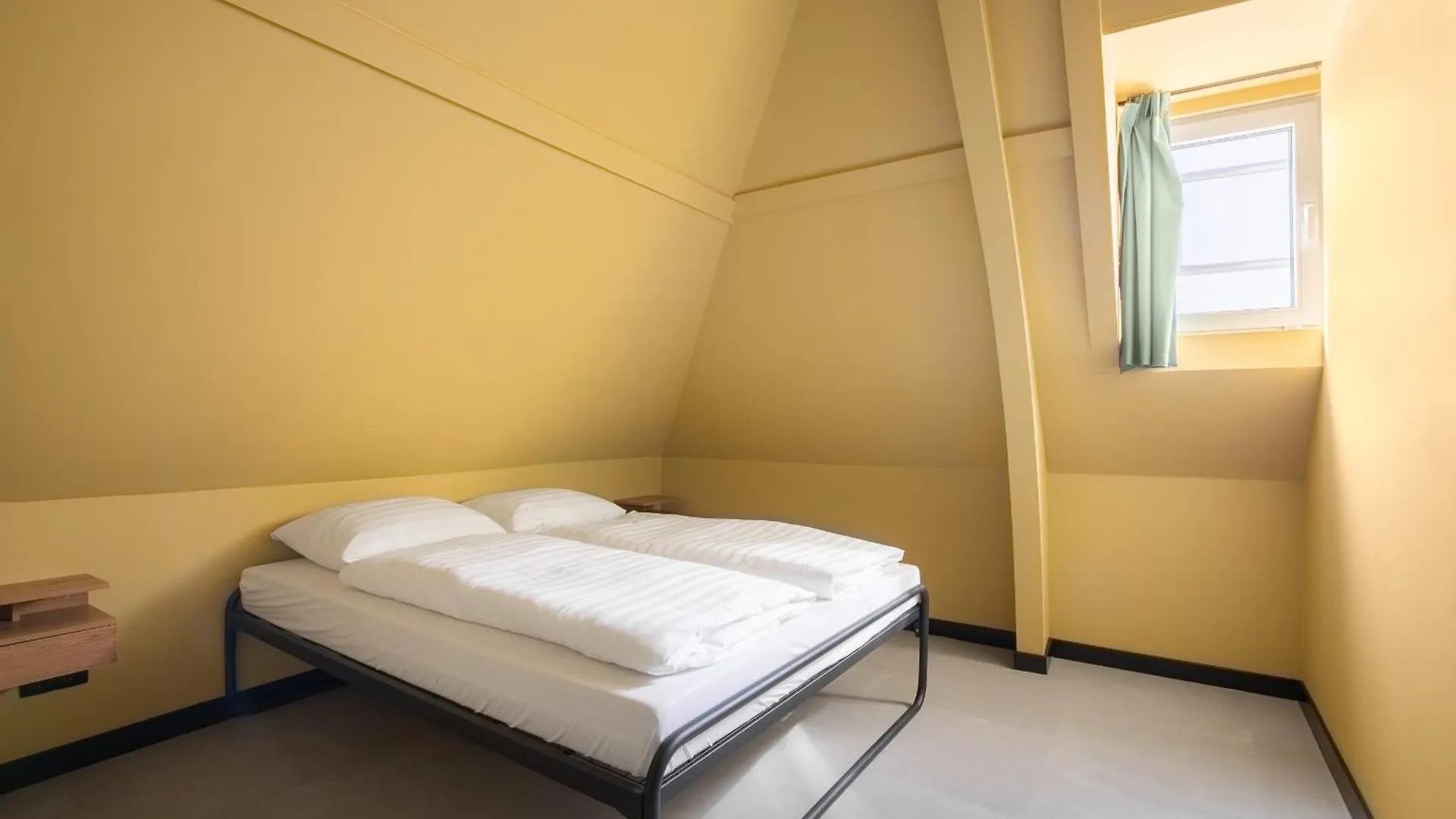 Cooldocks Hostel Rotterdam