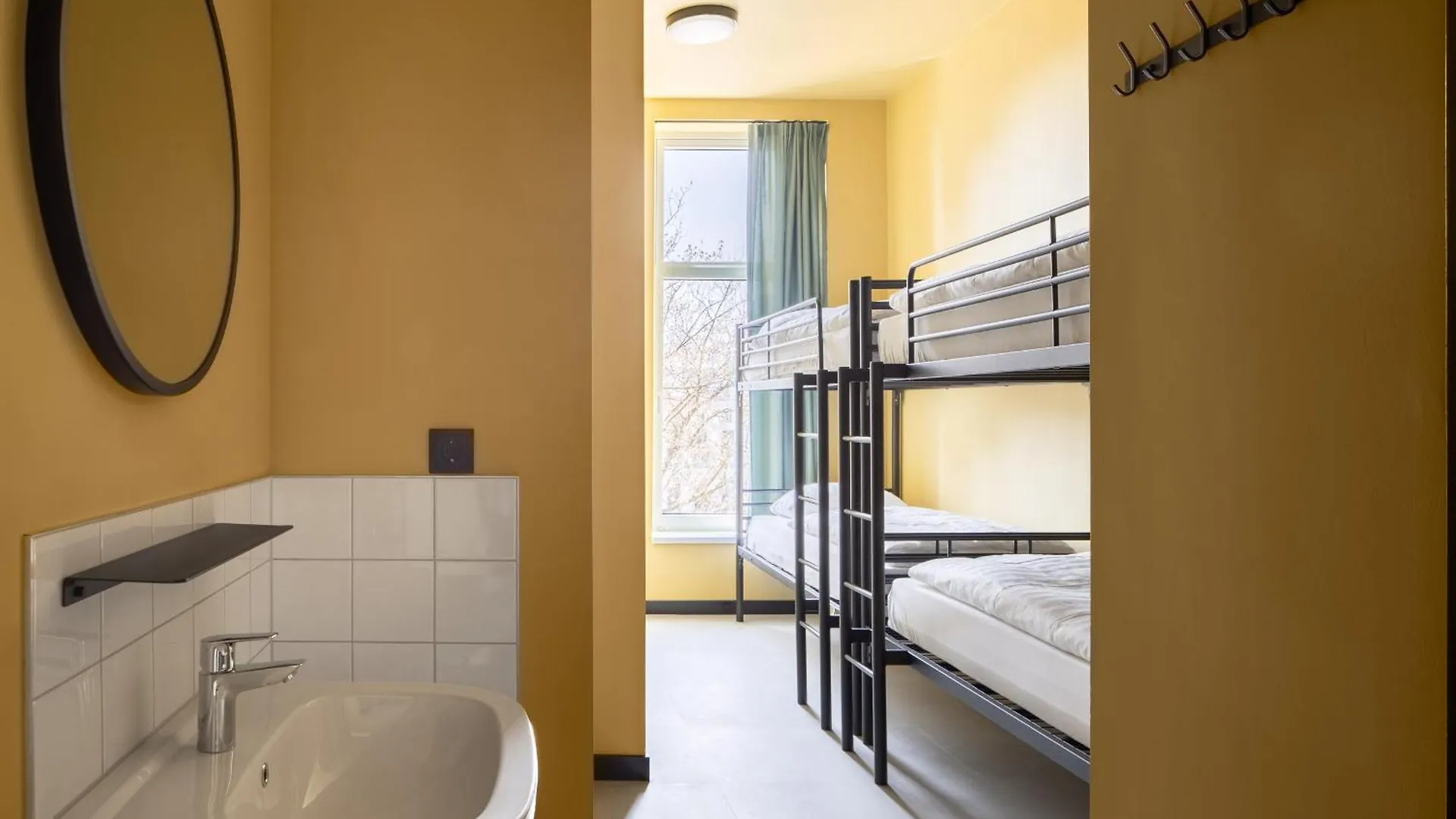 Cooldocks Hostel Rotterdam