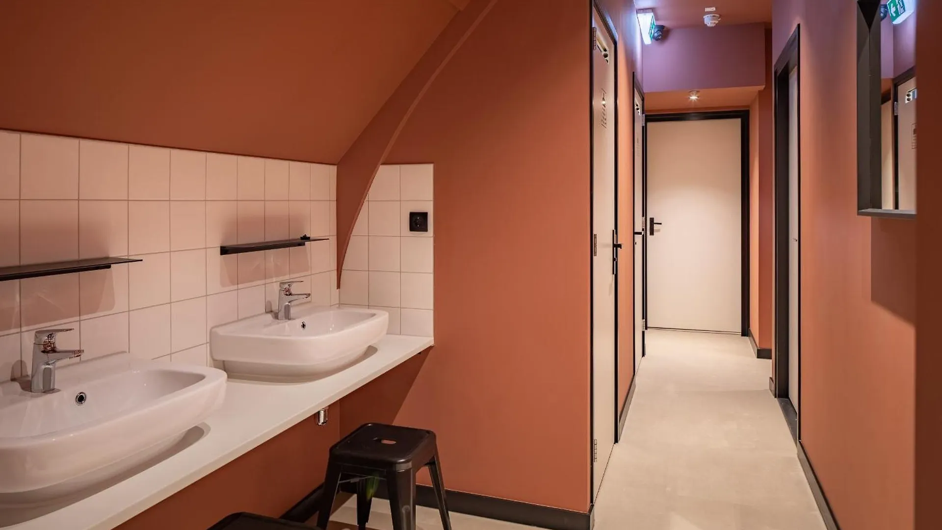 Cooldocks Hostel Rotterdam Netherlands