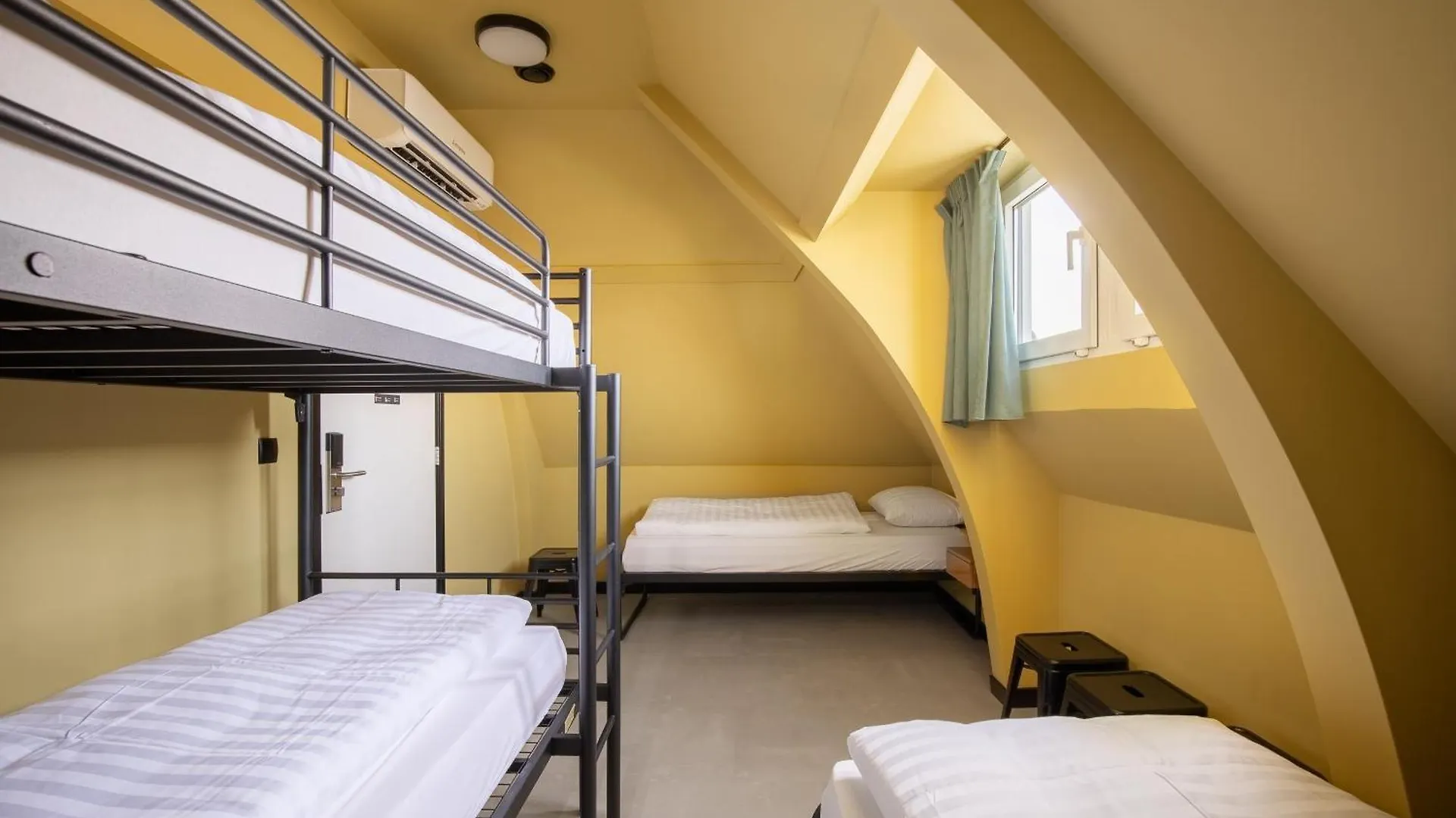 Cooldocks Hostel Rotterdam