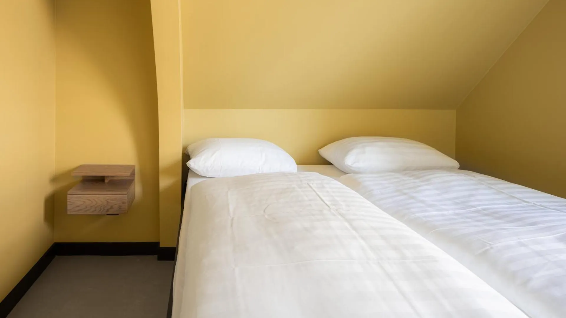 Cooldocks Hostel Rotterdam